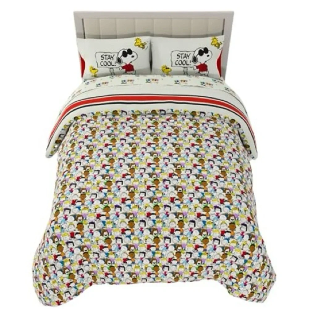Peanuts Snoopy Reversible Comforter | Full Size - Picture 5 of 5
